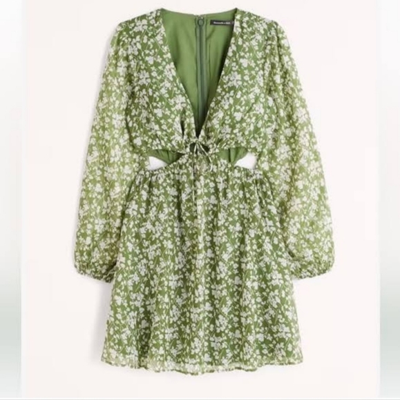 ISO ABERCROMBIE AND FITCH Size large - NOT FOR SALE - Picture 1 of 1